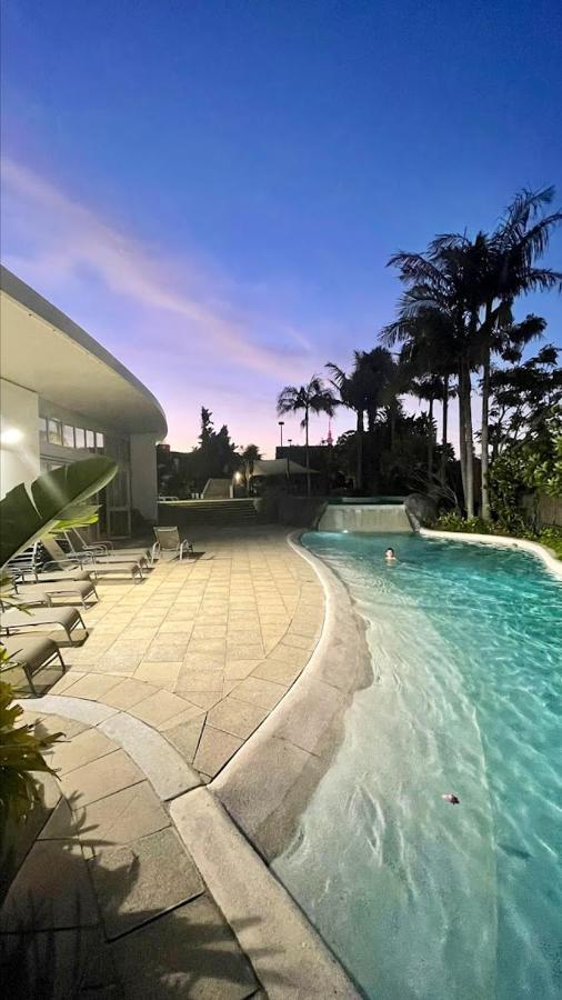 Le Mirage- Stylish, Central Apartment With Pools, Sauna, More Окленд Экстерьер фото